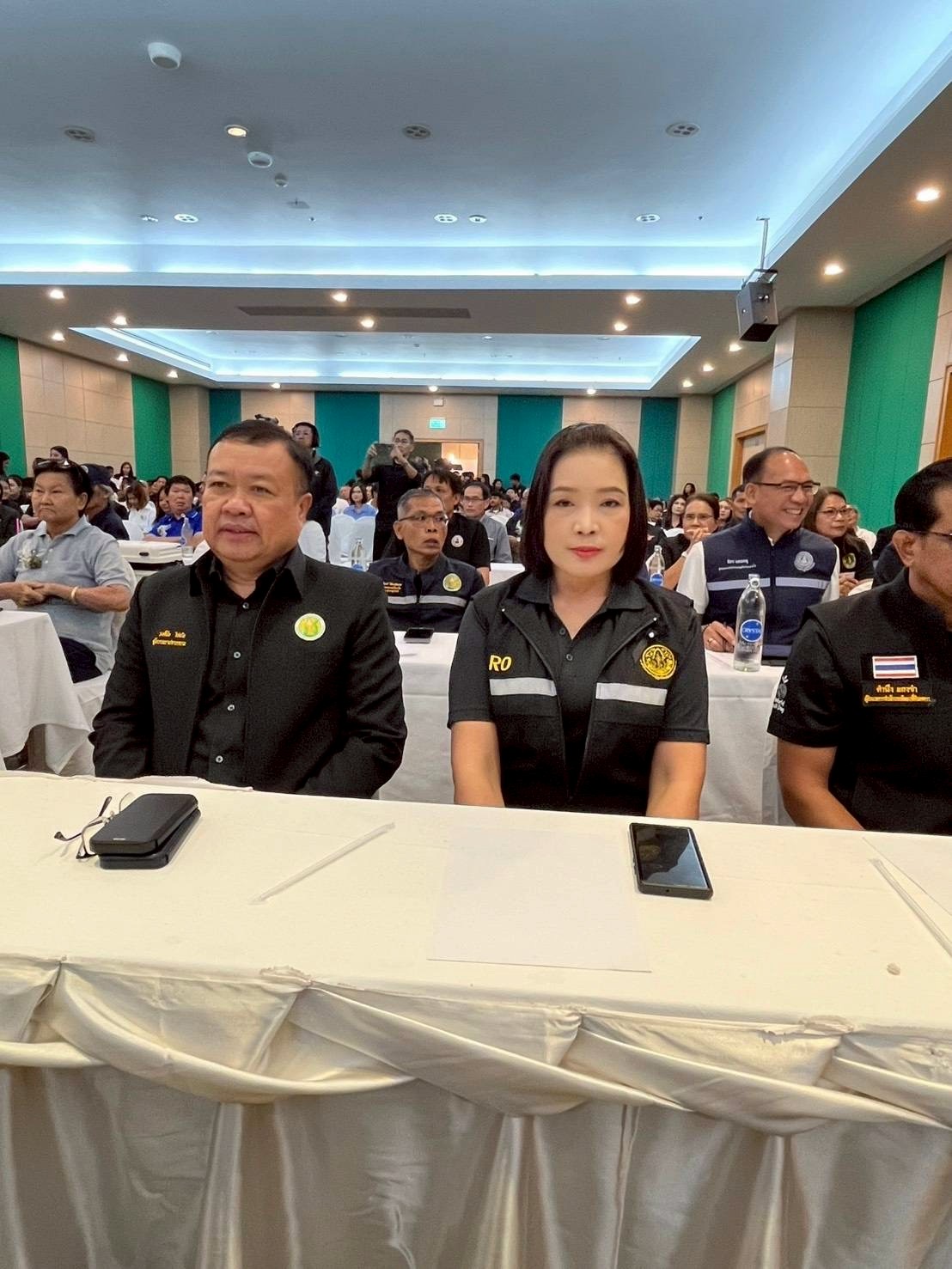 title - ผู้ตรวจราชการ ส.ป.ก. ร่วมงานสัมมนาวิชาการชมรมผู้เลี้ยงกุ้งท่าทอง ครั้งที่ 4 ปี 69 จังหวัดสุราษฎร์ธานี